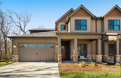 63 Chimney Chase Trail pending townhome in Champion Hills, Hendersonville, NC