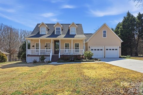 7335 Broad Wing Lane sold home in Eagle Harbor, Sherrills Ford, NC