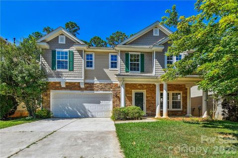 Homes in Hamilton Lakes, Charlotte