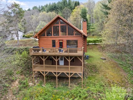 91 Copper Spur Road active home in North Point Estates, Maggie Valley, NC