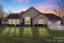 2444 Coltsview Lane sold home in Matthews, SC