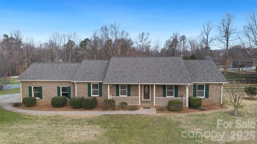 1808 Cameron Heights Circle sold home in Cameron Heights, Denver, NC