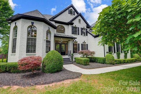 8707 Fairview Road active home in The Meadows On Fairview, Charlotte, NC