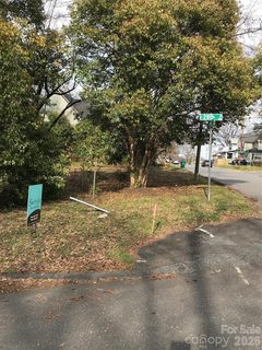 731 E 28th Street