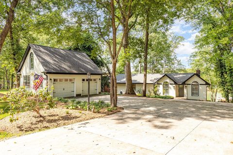 132 Malibu Road sold home in The Back Forty, Mooresville, NC