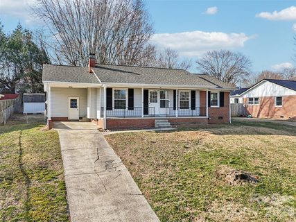 23 Starmount Drive sold home in Knollwood, Asheville, NC