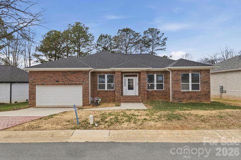 145 Ole Eastpointe Drive sold home in Ole Eastpointe, York, SC
