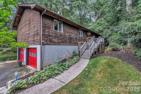 Homes in The Woods, Asheville