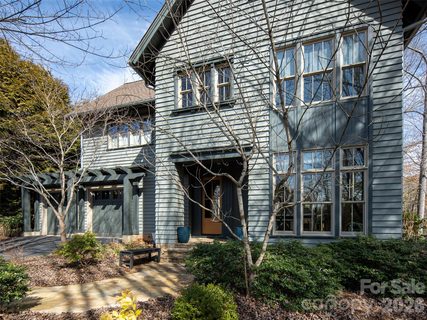 Previously sold for $1,199,000