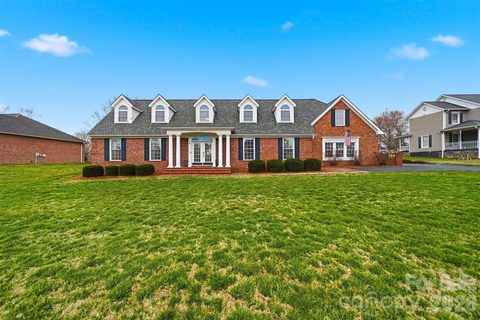 8 Morningside Drive sold home in Granada Farms, Granite Falls, NC