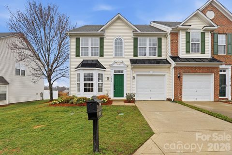 7978 Mariners Pointe Circle sold townhome in Mariners Pointe At Smithstone, Denver, NC