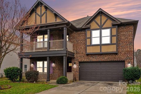 10916 Tower Oak Drive active home in Hucks Landing, Charlotte, NC