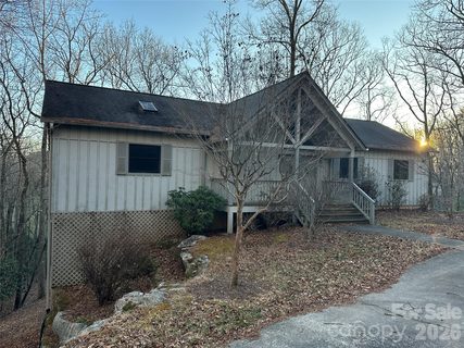 94 Blackberry Trail pending home in Holly Forest, Sapphire, NC