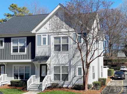 446 W Worthington Avenue active condo in Wilmore Walk, Charlotte, NC