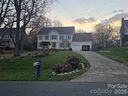 8917 Dartmoor Place sold home in Mint Hill, SC