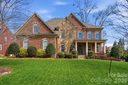 1004 Sultana Lane sold home in Matthews, SC