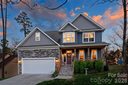 306 Breezewood Drive sold home in Charlotte, SC