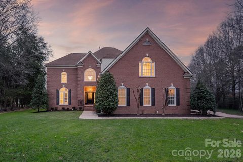 9200 Rock Water Court sold home in Canterfield Creek, Waxhaw, NC