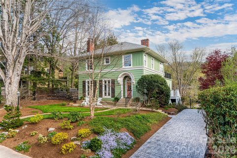 18 Edgemont Road sold home in Proximity Park, Asheville, NC
