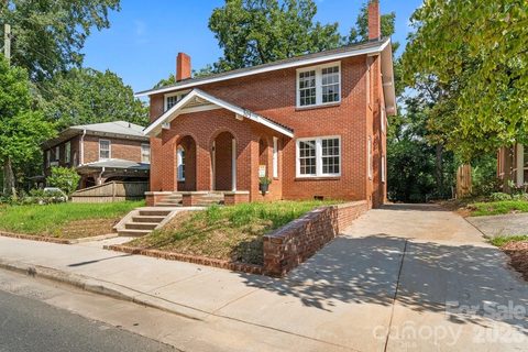 Homes in Historic District, Monroe