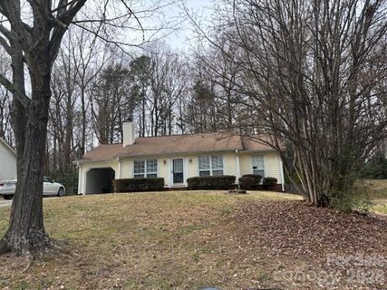 9208 Chislehurst Road sold home in Danbrooke Park, Mint Hill, NC