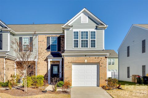 524 Hunters Dance Road