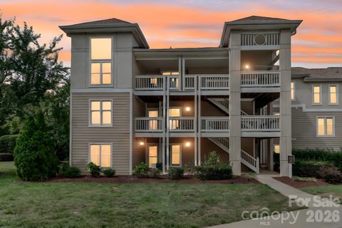 18563 Vineyard Point Lane sold home in Vineyard Point, Cornelius, NC