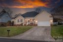 108 Deerfield Drive sold home in Mount Holly, SC
