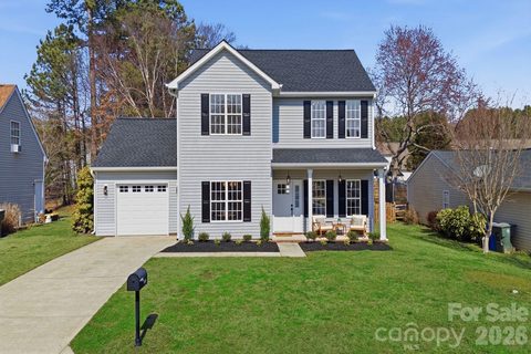 171 Kristens Court Drive pending home in Tall Oaks, Mooresville, NC