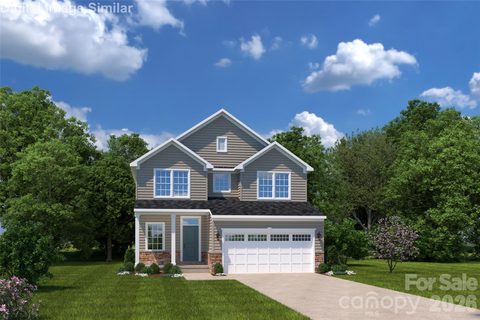2063 Fernway Drive active home in Kelton, Charlotte, NC