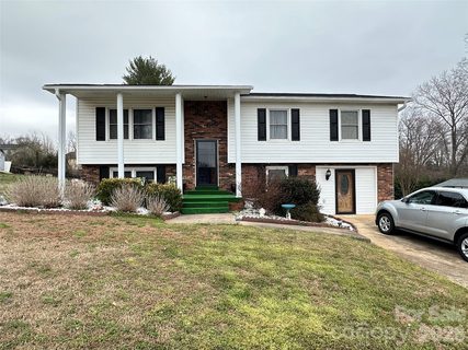 408 Cardinal Drive sold home in Meadowbrook Acres, Newton, NC
