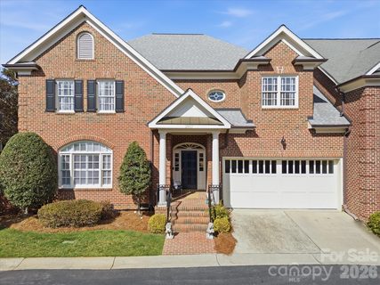2917 Camden Park Place active townhome in Park Phillips, Charlotte, NC