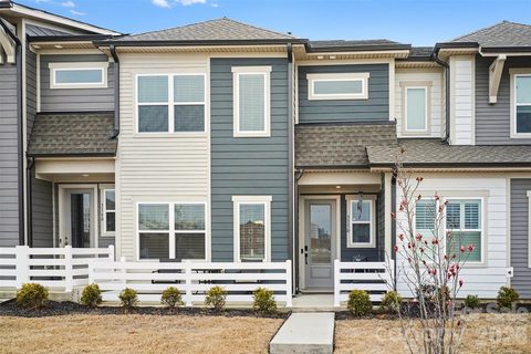3150 Baines Court