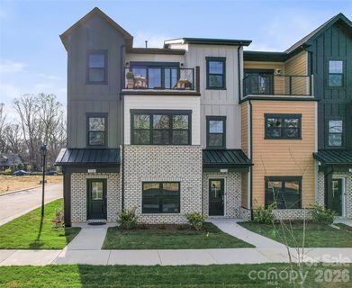 512 Mystic Park Alley pending townhome in Townes At Maxwell, Huntersville, NC