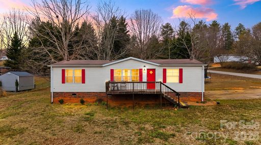 2404 Stones Throw Court sold home in Stone Creek, Lenoir, NC