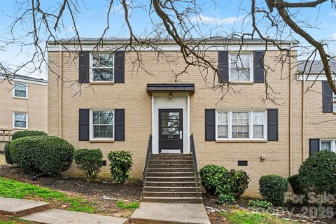 231 Wakefield Drive sold home in Selwyn Village, Charlotte, NC