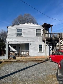 916 Rowan Street