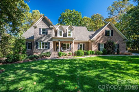 4923 Samuel Pinckney Drive sold home in Pinsto Forest, Belmont, NC