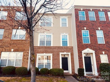 2009 Cambridge Beltway Drive active home in Ayrsley, Charlotte, NC