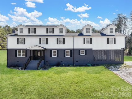 330 Skyview Drive