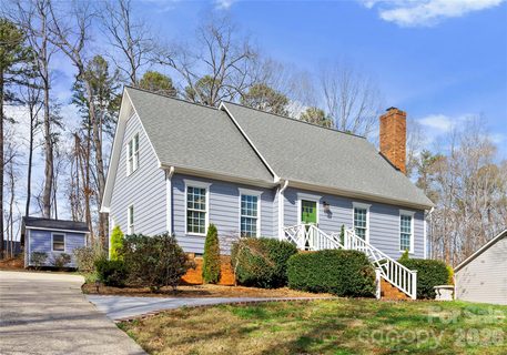 Homes in Branch Woods, Belmont