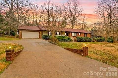 156 Eastwood Drive sold home in Broadwood Acres, Statesville, NC