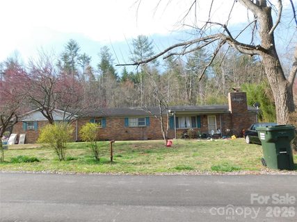 102 Jeff Street sold home in Green Acres, Hendersonville, NC