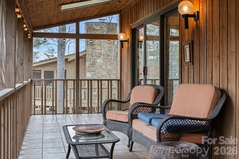 301 N Scarlet Oak Lane active condo in The Oaks, Hendersonville, NC