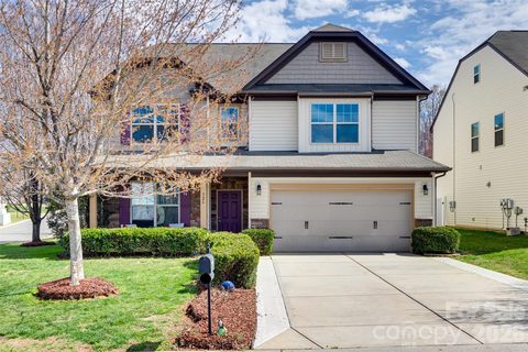 526 Danson Drive sold home in Stafford Oaks, Fort Mill, SC