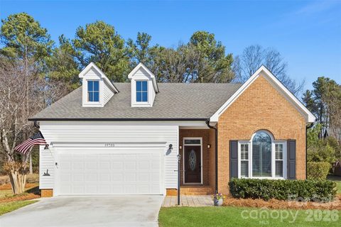19705 Swiss Stone Lane sold home in Willow Pond, Cornelius, NC