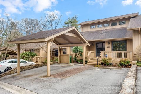 1104 Red Oak Drive