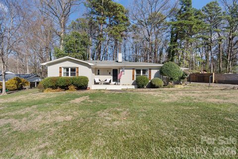 3318 Campbell Drive