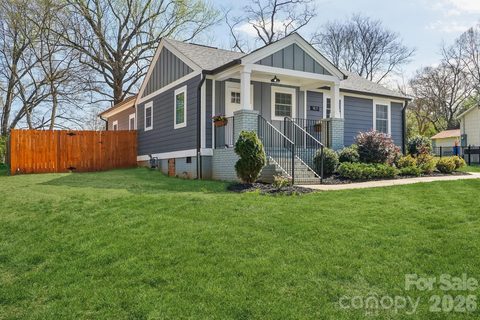 1821 Garibaldi Avenue sold home in Marsh Estates, Charlotte, NC