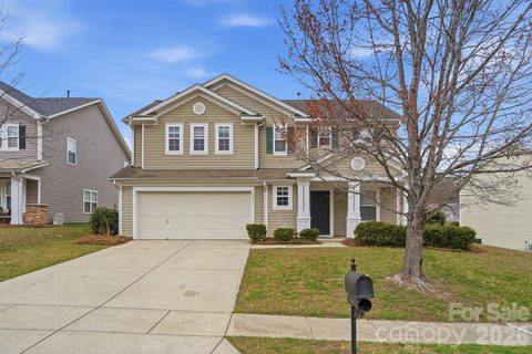 2405 Harwood Hills Lane sold home in Harwood Landing, Charlotte, NC